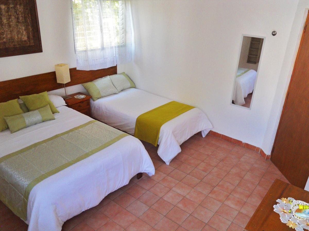 Los Caracoles Bed & Breakfast Cancun Exterior photo